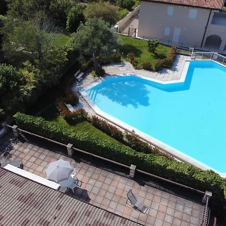 Σπίτι διακοπών Mit Seeblick Und Privatem Garten By Interhome Μπαρντολίνο