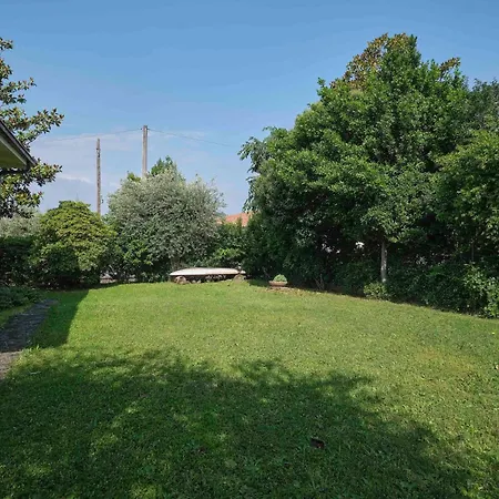 Mit Seeblick Und Privatem Garten By Interhome * Μπαρντολίνο