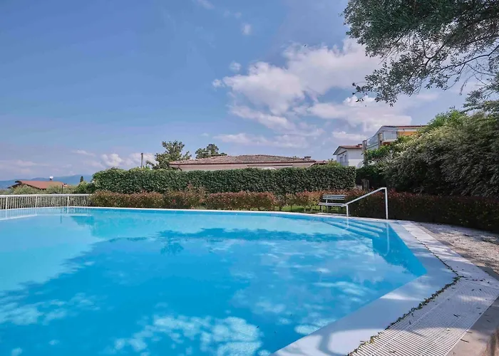 Vakantiehuis Mit Seeblick Und Privatem Garten By Interhome