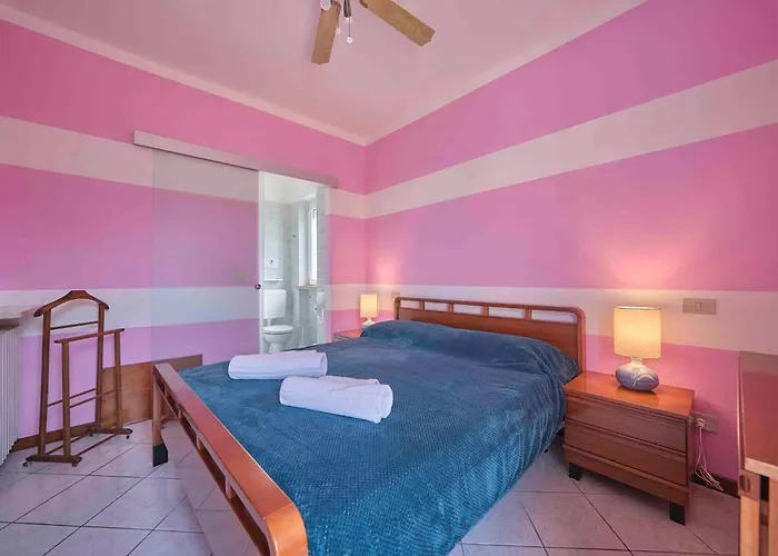 Mit Seeblick Und Privatem Garten By Interhome *