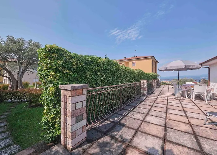 Vakantiehuis Mit Seeblick Und Privatem Garten By Interhome Bardolino